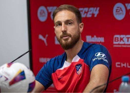 AS: Atlético Madrid willing to sell Jan Oblak this summer, Chelsea interested -illustration-