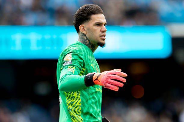 Journalist: Man City Open to Price Drop, Still Negotiating Ederson Transfer with Al-Nassr -illustration-