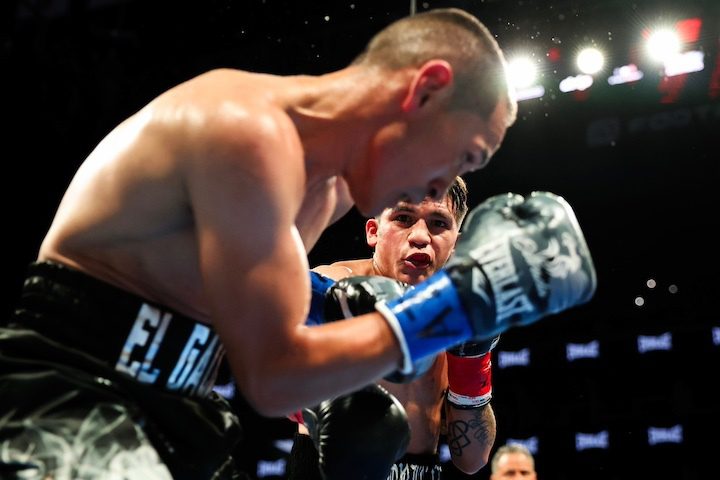 Jesse Rodriguez Stops Estrada in Round 7 -illustration-