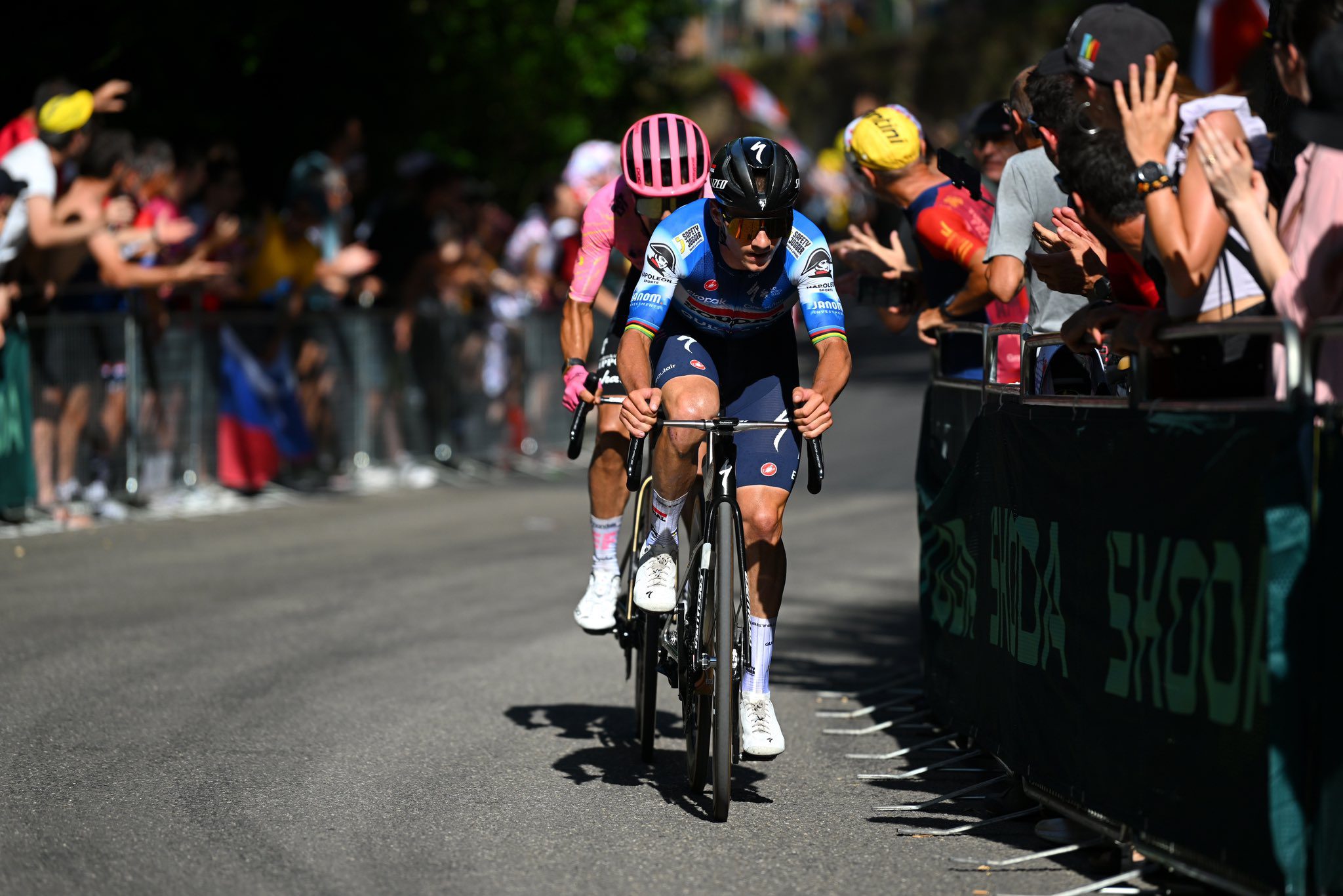 2024 Tour de France Stage 2: Van Aert’s Bold Move Seals the Victory -illustration-11