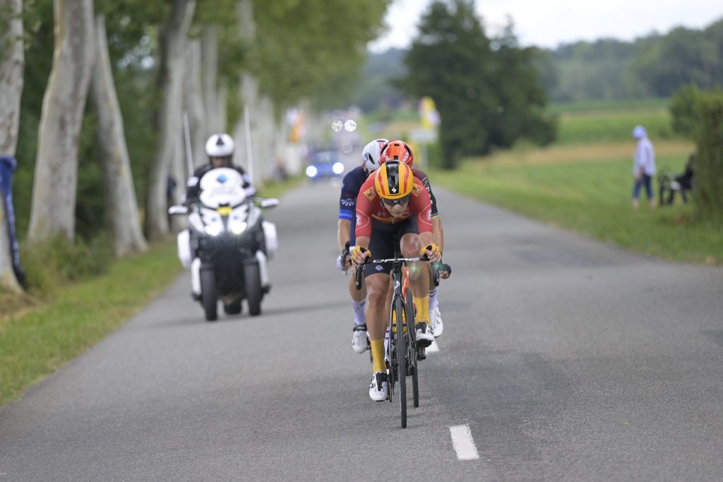 Stage 13 of the 2024 Tour de France: A Clean Cut Victory, Philipsen Returns with Force -illustration-8