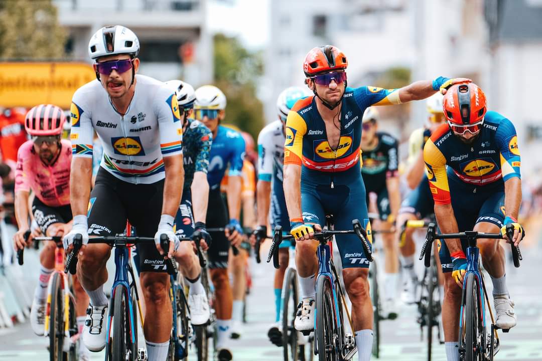 Stage 13 of the 2024 Tour de France: A Clean Cut Victory, Philipsen Returns with Force -illustration-27