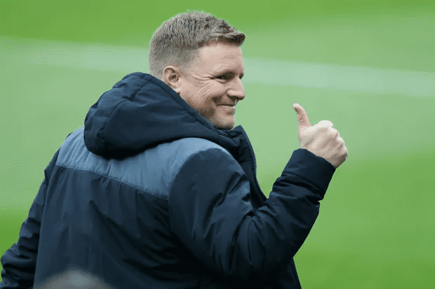 Ex-England International: Eddie Howe is the Ideal Successor to Southgate – He Brings Out the Best in Every Player -illustration-