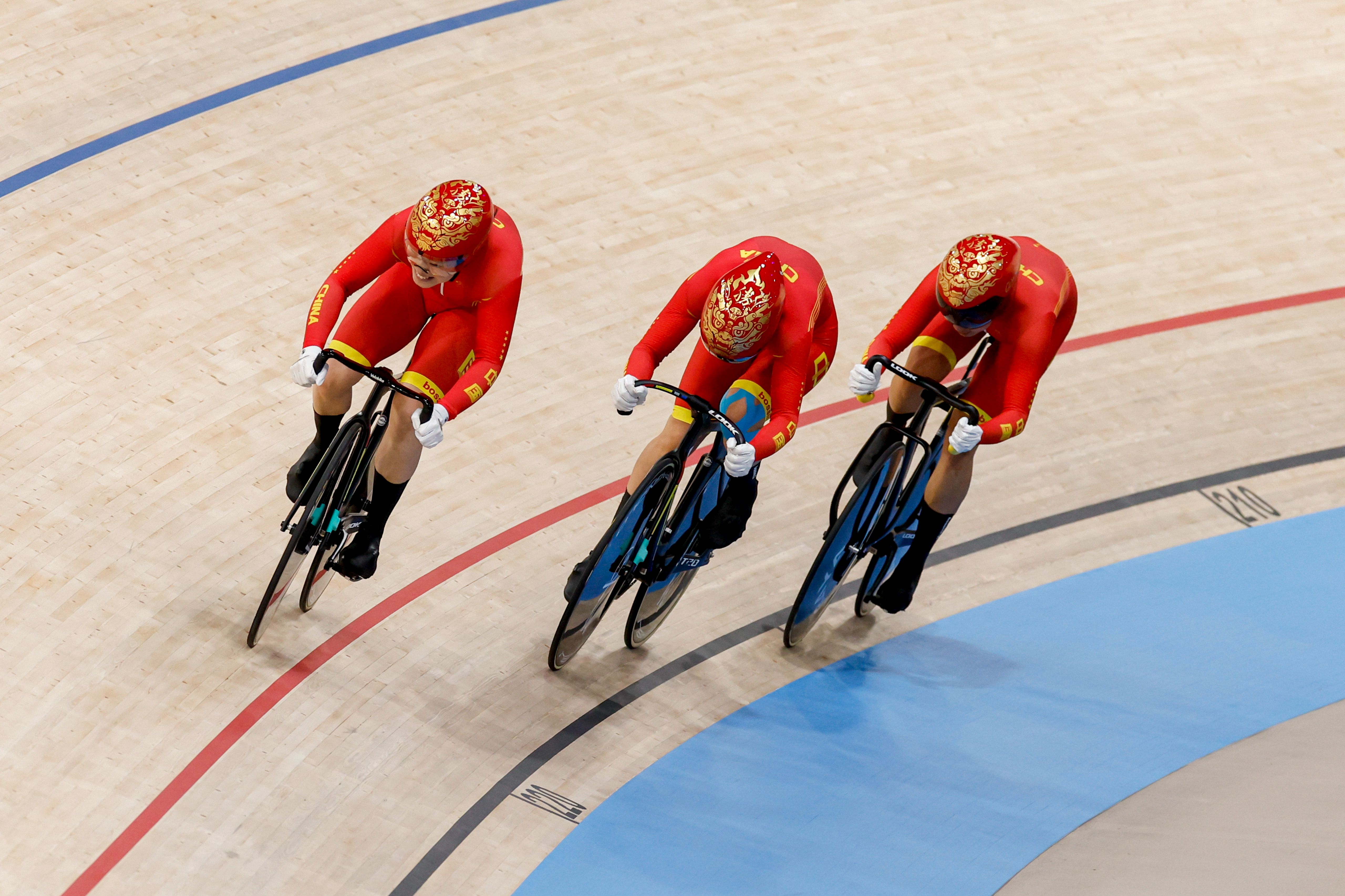 Venue Cycling Women’s Team Sprint Final: Chinese Team Finishes Sixth, British Team Sets World Record to Win Gold -illustration-