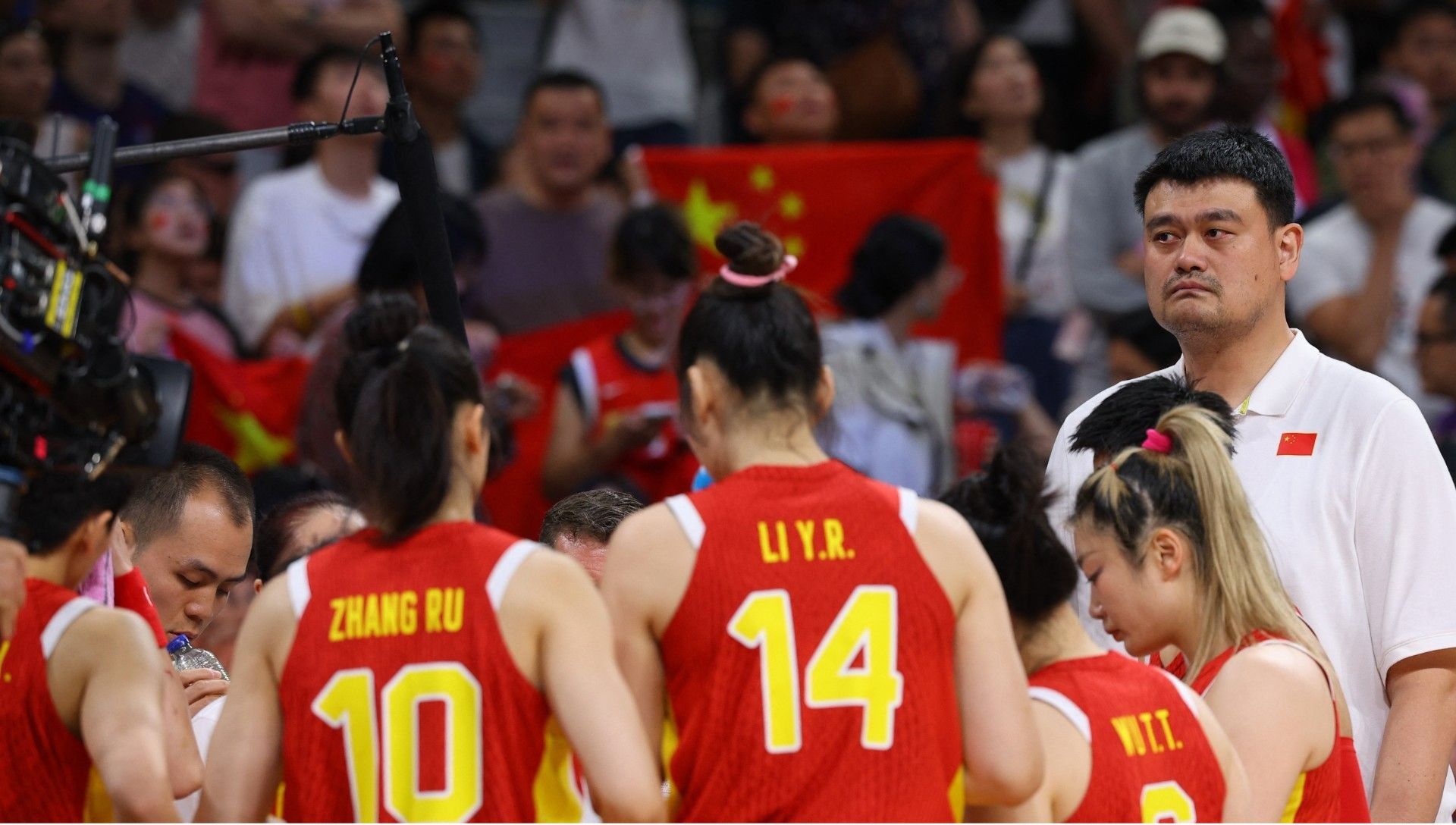 Chinese Women’s Basketball Team Forced to Opt for a Layup in the Final Moments, Ultimately Losing by a Point to Spain Without Time to Foul -illustration-