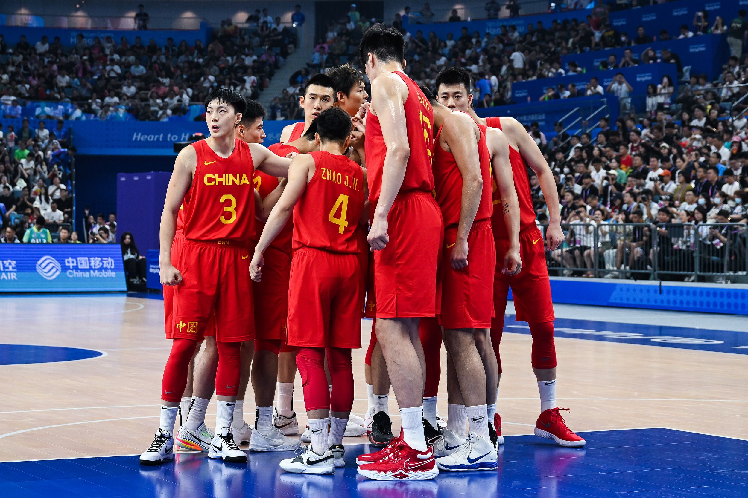 Media Figures Discuss National Team Training: Return to Haigeng to Implement the “Three Stricts and One Major” Approach; Lin Wei Misses Out Due to U.S. Special Training -illustration-