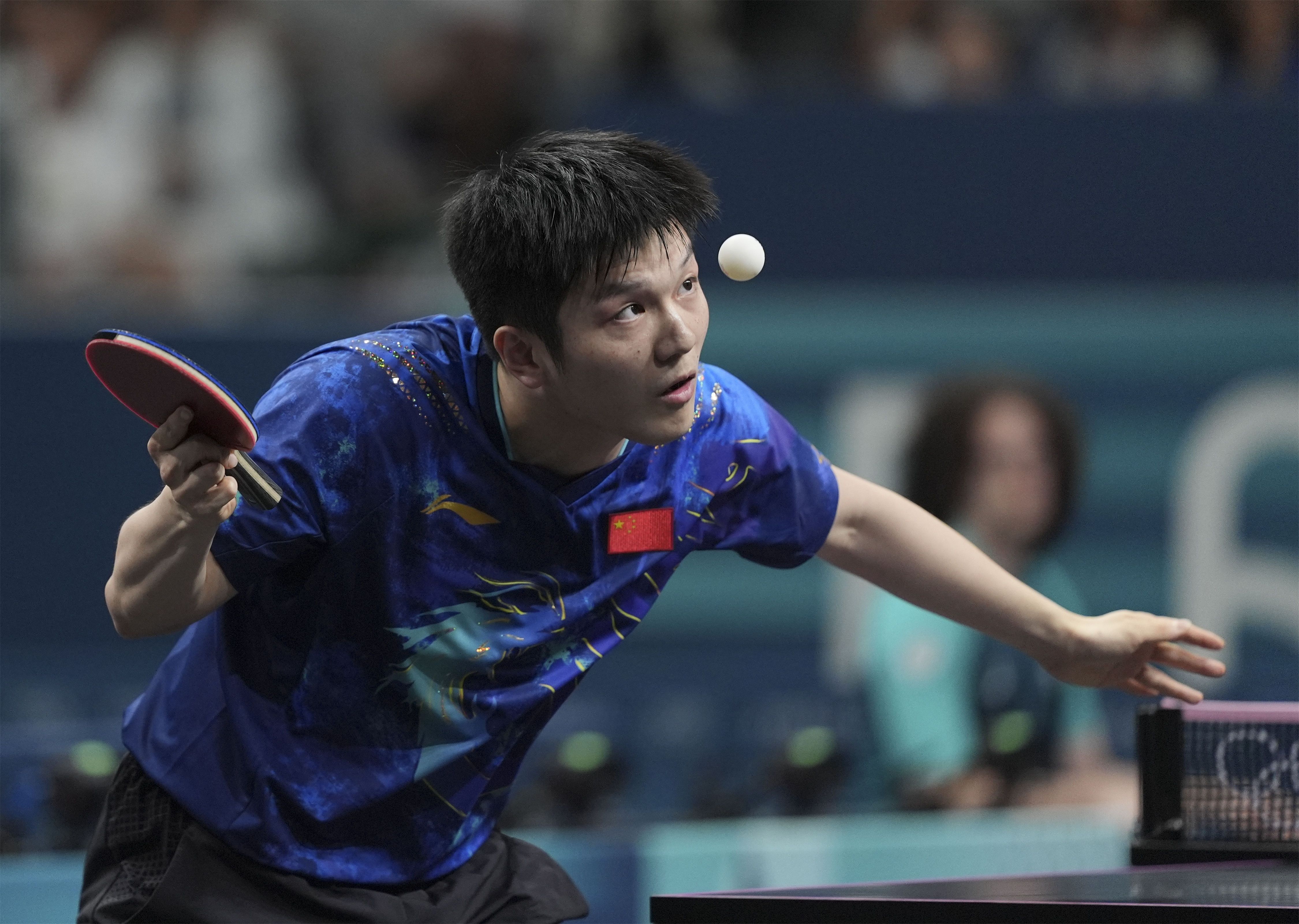 Ping-Pong Men’s Singles Semifinal: Fan Zhendong Sweeps French Player Lebesson to Advance to Final -illustration-