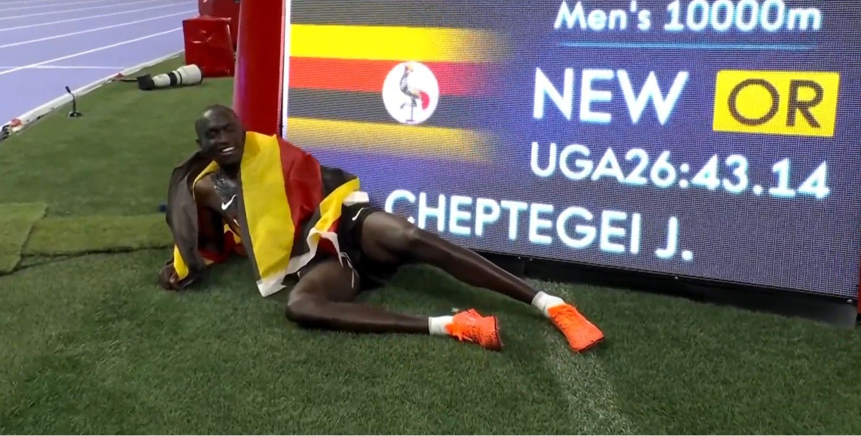 Ugandan Notable Cheptegei Successfully Breaks Olympic Record to Win Gold in the Men’s 10,000 Meters Final -illustration-