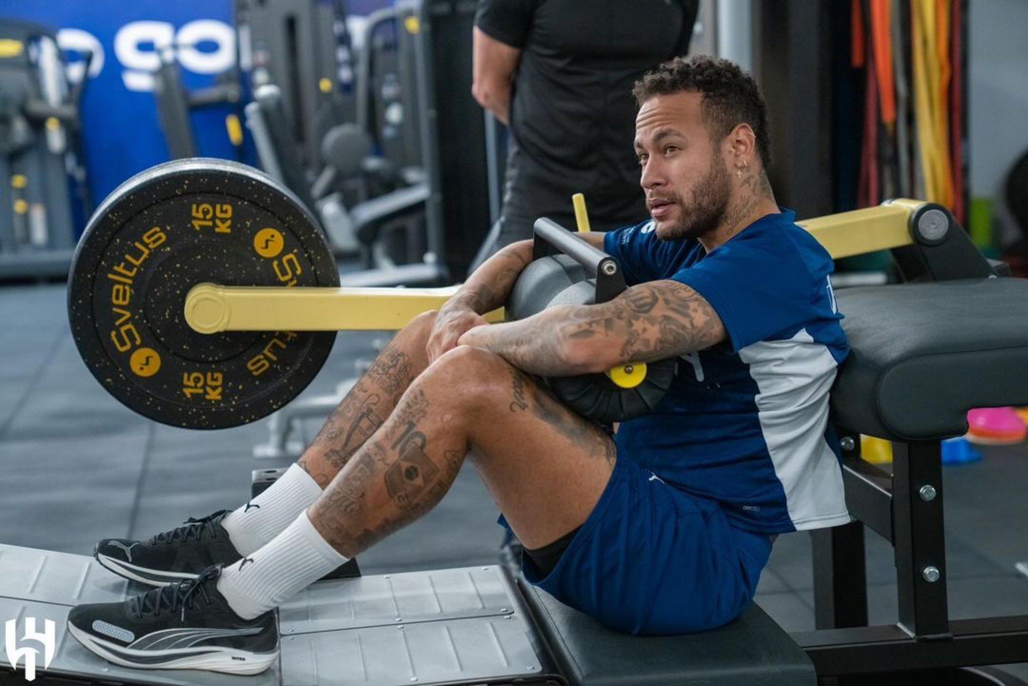 Missing Neymar? Brazilian Star Neymar Posts Gym Training Photos on Social Media with the Caption: Work -illustration-2