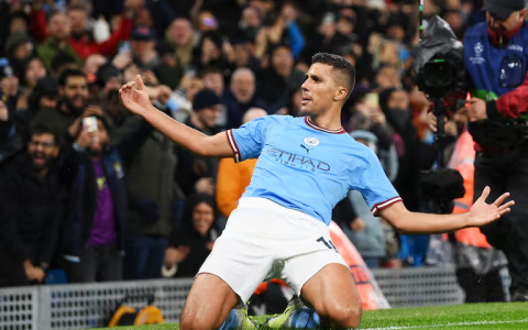 Cadena SER: To Prevent Real Madrid from Poaching, Manchester City Hopes to Renew Rodri's Contract This Season